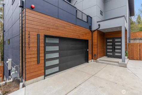 24257 SE 26th Place Sammamish WA 98075