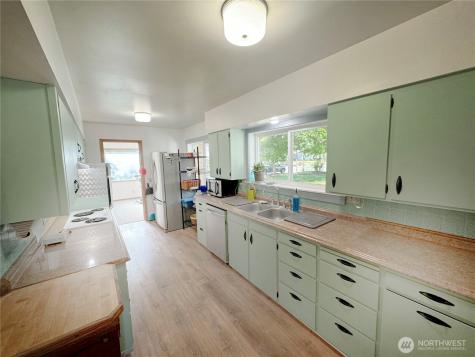 1616 Cherry Street Oroville WA 98844
