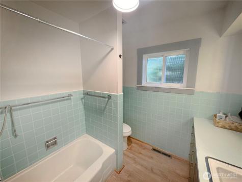 1616 Cherry Street Oroville WA 98844