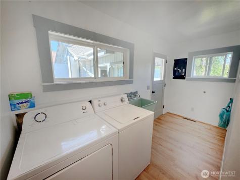 1616 Cherry Street Oroville WA 98844