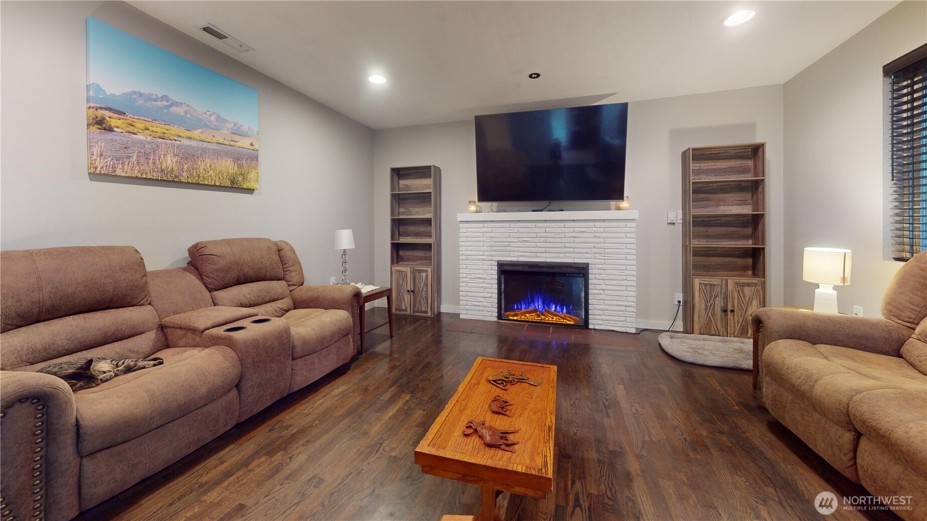 341 E Island Lake Drive Shelton WA 98584