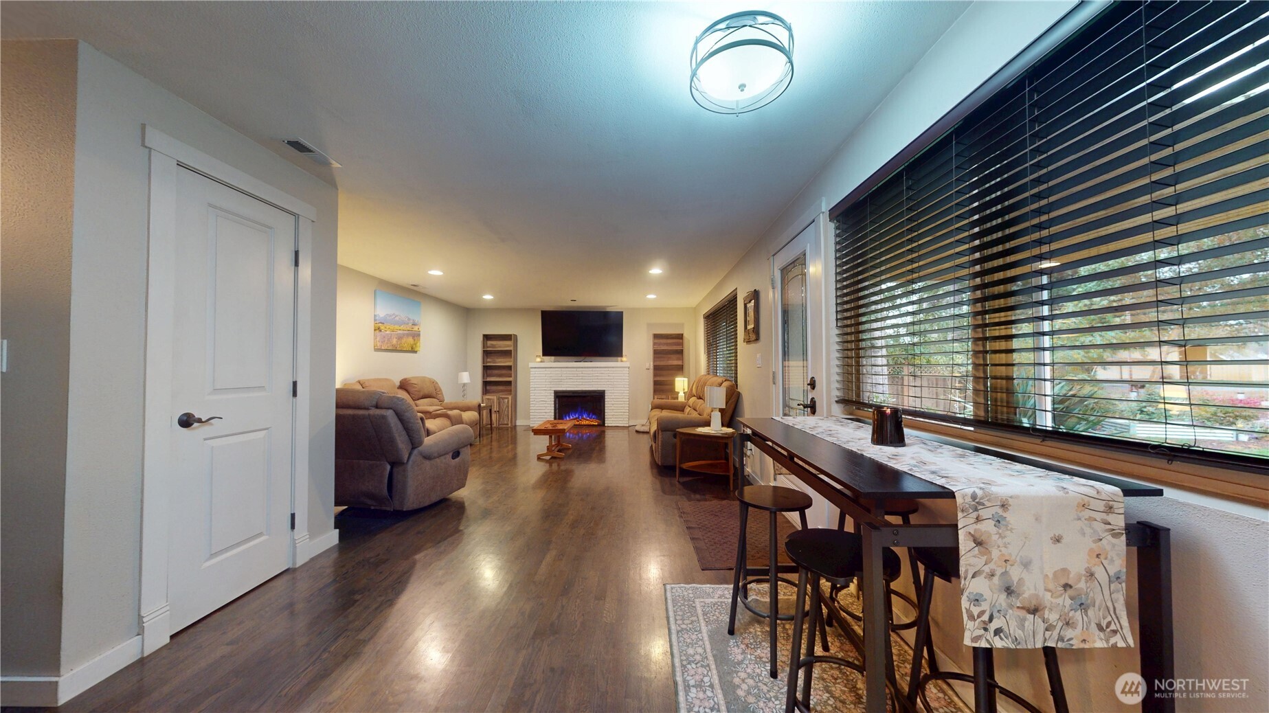 341 E Island Lake Drive Shelton WA 98584