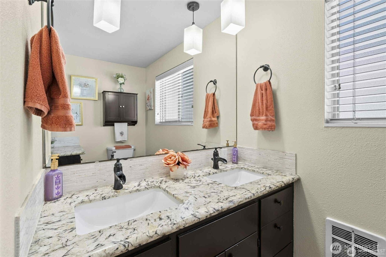 341 E Island Lake Drive Shelton WA 98584