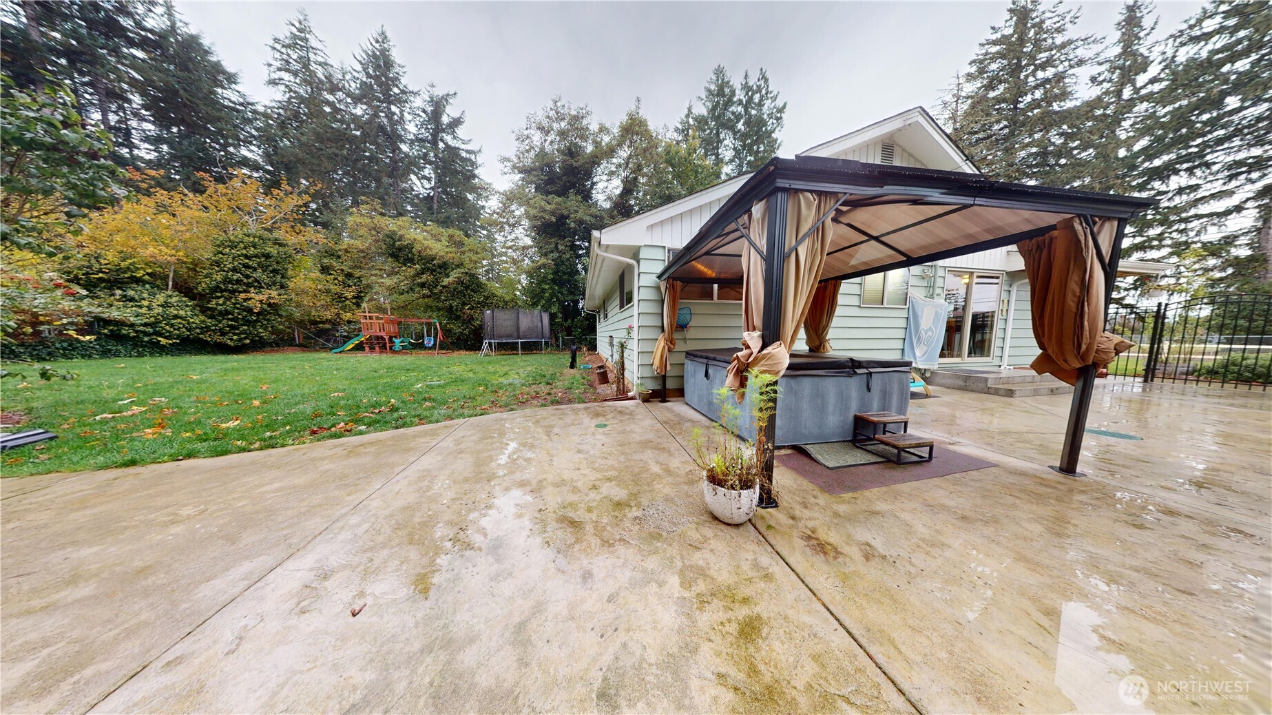 341 E Island Lake Drive Shelton WA 98584