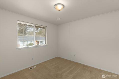 1904 135th Street E Tacoma WA 98445