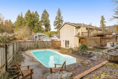 1904 135th Street E Tacoma WA 98445