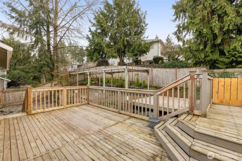 1904 135th Street E Tacoma WA 98445