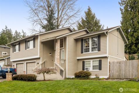 1904 135th Street E Tacoma WA 98445
