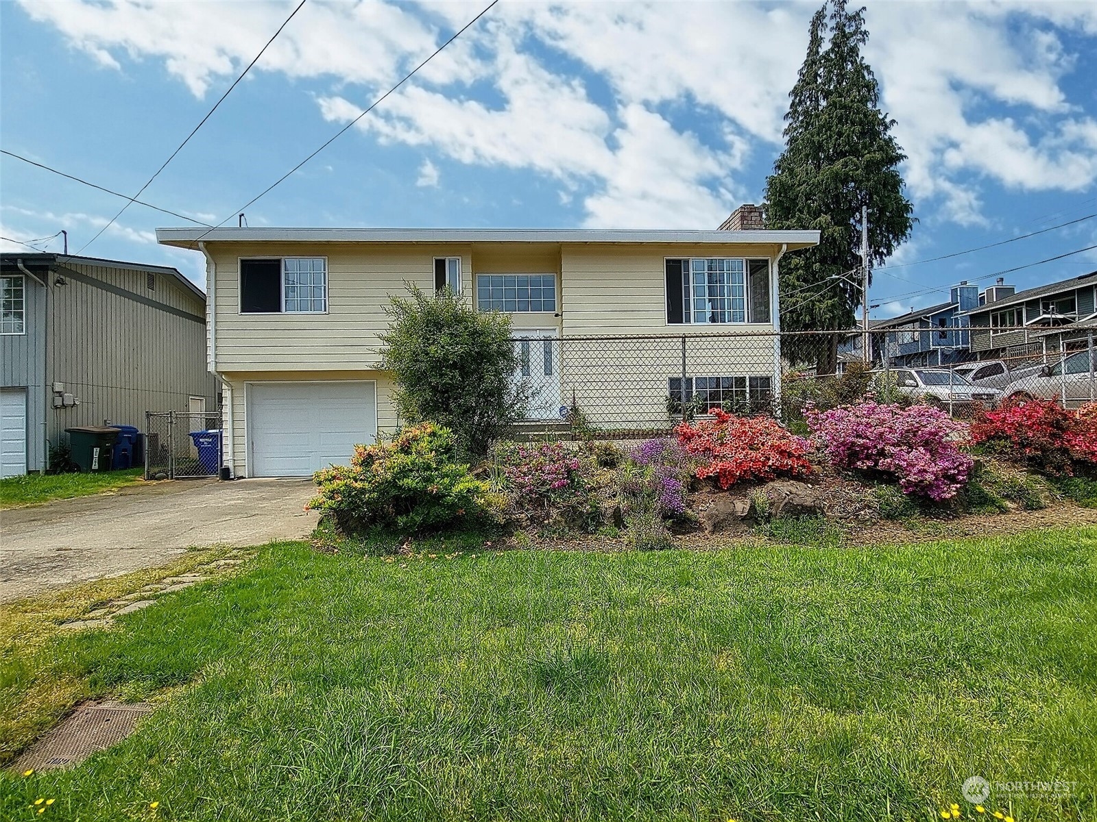 8501 39th Avenue S Seattle WA 98118