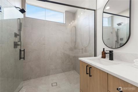 953 N 35th Street Seattle WA 98103