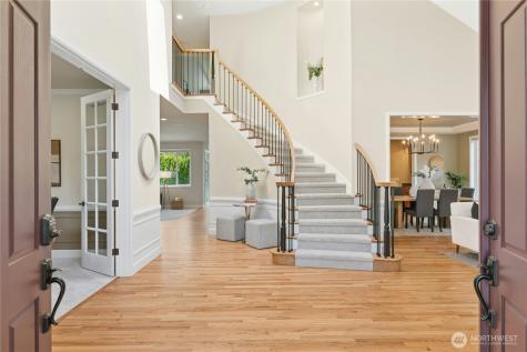 2070 277th Avenue SE Sammamish WA 98075