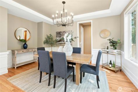 2070 277th Avenue SE Sammamish WA 98075