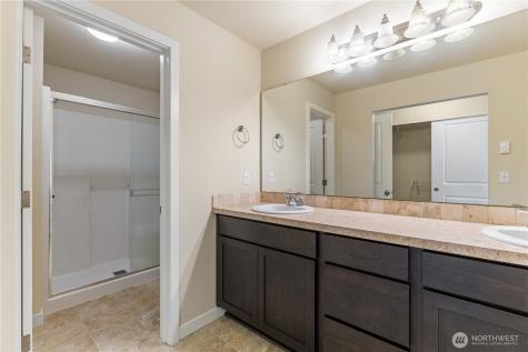 17410 118th Avenue Court E Puyallup WA 98374