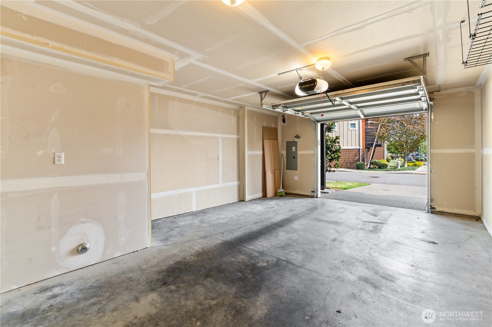 17410 118th Avenue Court E Puyallup WA 98374