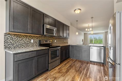 17410 118th Avenue Court E Puyallup WA 98374