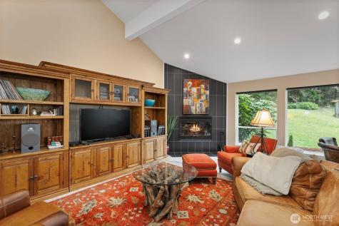 140 Highland Drive Port Ludlow WA 98365
