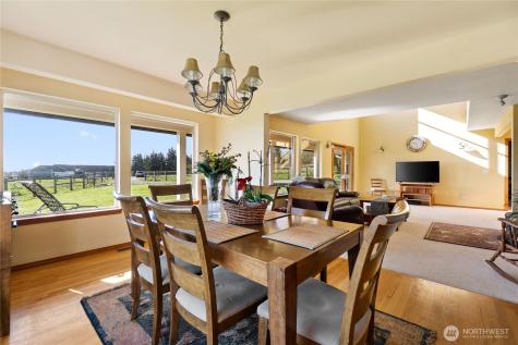 1013 Mallard Lane Camano Island WA 98282