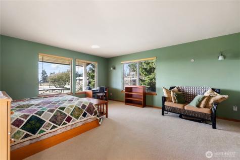 1013 Mallard Lane Camano Island WA 98282