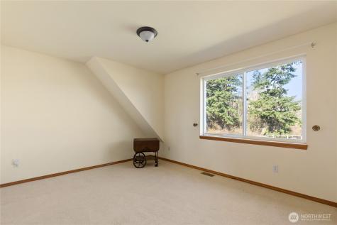1013 Mallard Lane Camano Island WA 98282