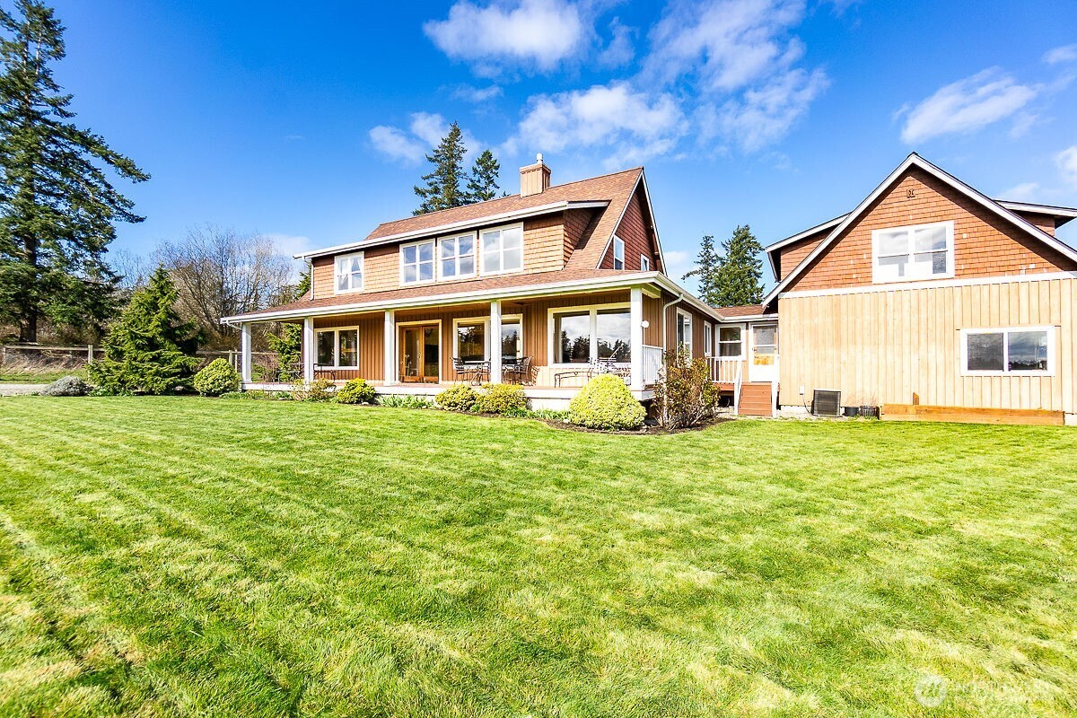 1013 Mallard Lane Camano Island WA 98282