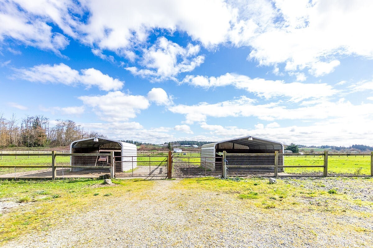 1013 Mallard Lane Camano Island WA 98282