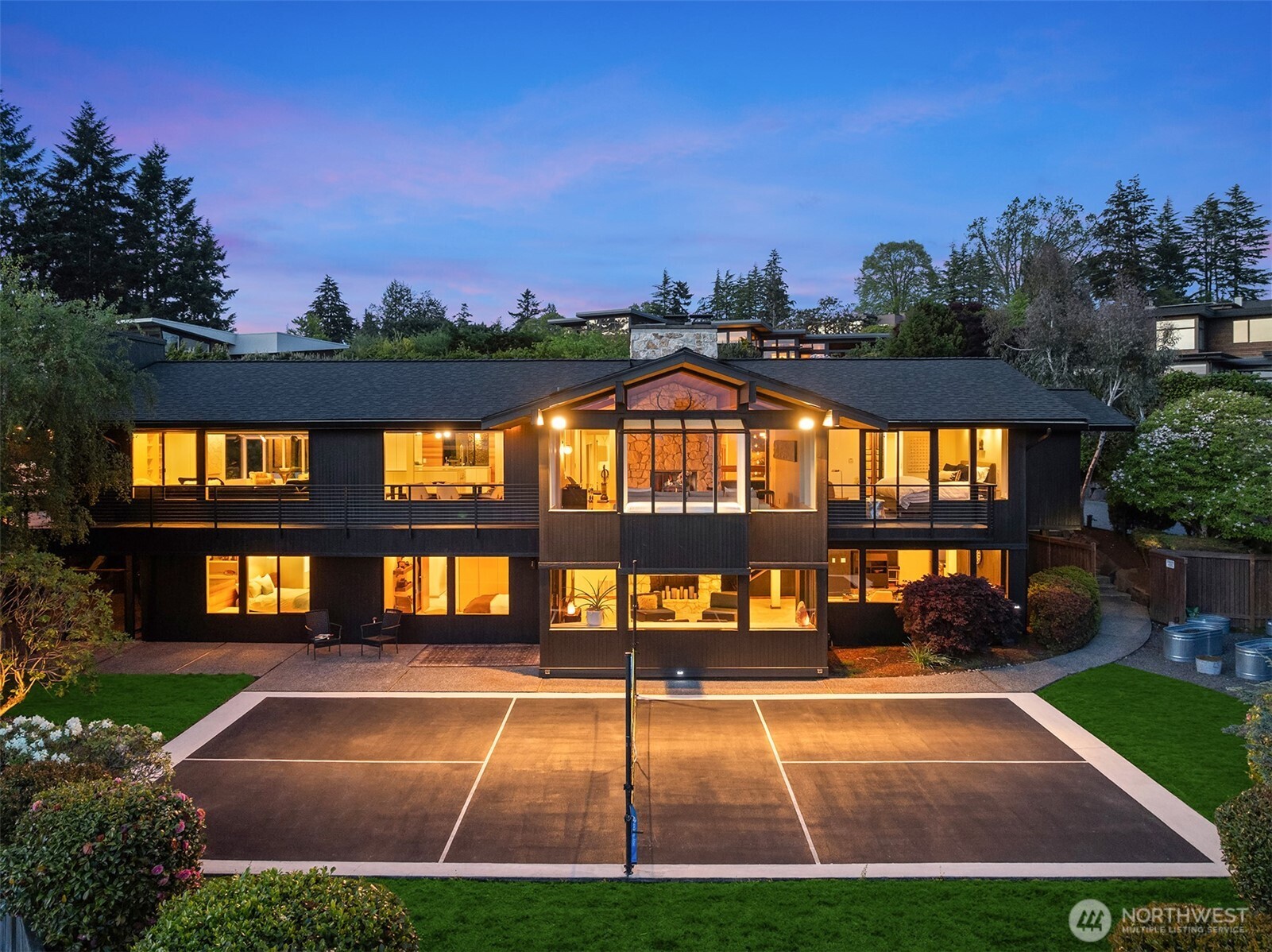 9242 NE 14th Street Clyde Hill WA 98004