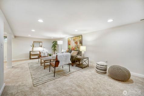 7920 28th Avenue SW Seattle WA 98126