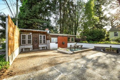 7920 28th Avenue SW Seattle WA 98126