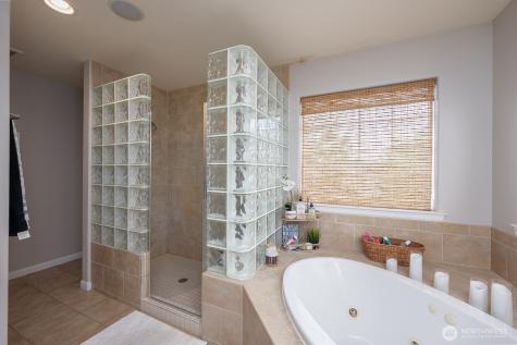 331 Viewmont Drive SE Moses Lake WA 98837