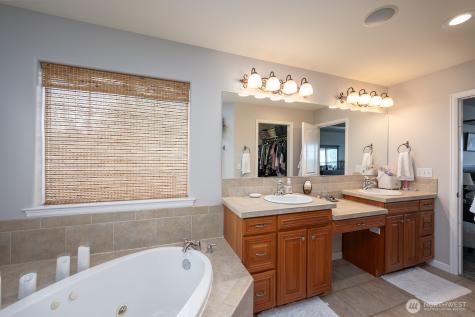 331 Viewmont Drive SE Moses Lake WA 98837