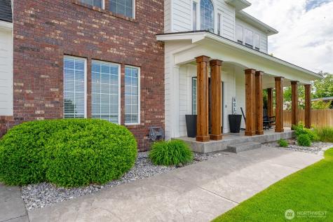 331 Viewmont Drive SE Moses Lake WA 98837