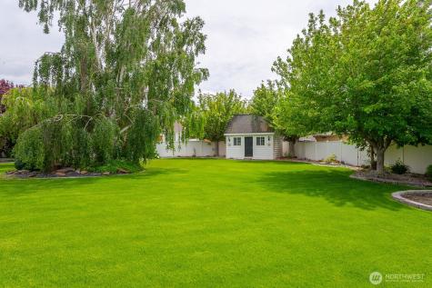 331 Viewmont Drive SE Moses Lake WA 98837
