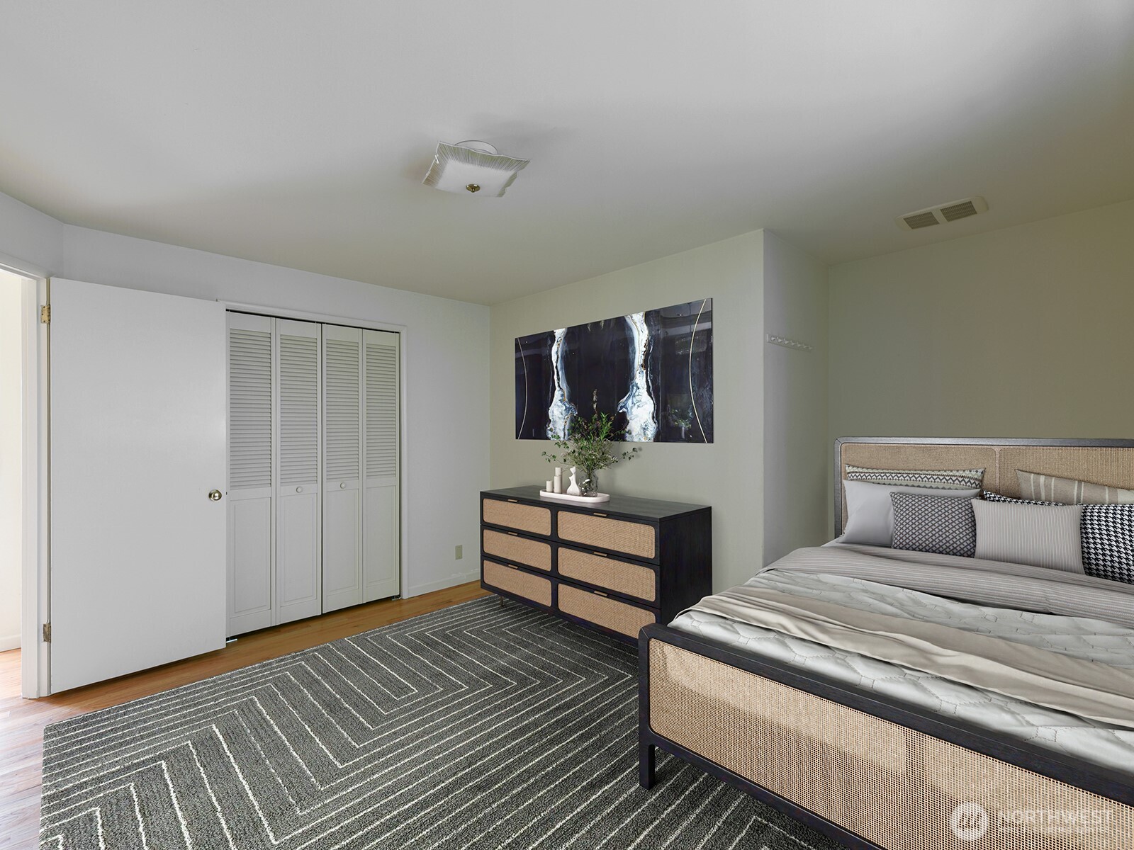 17020 16th Avenue SW Normandy Park WA 98166