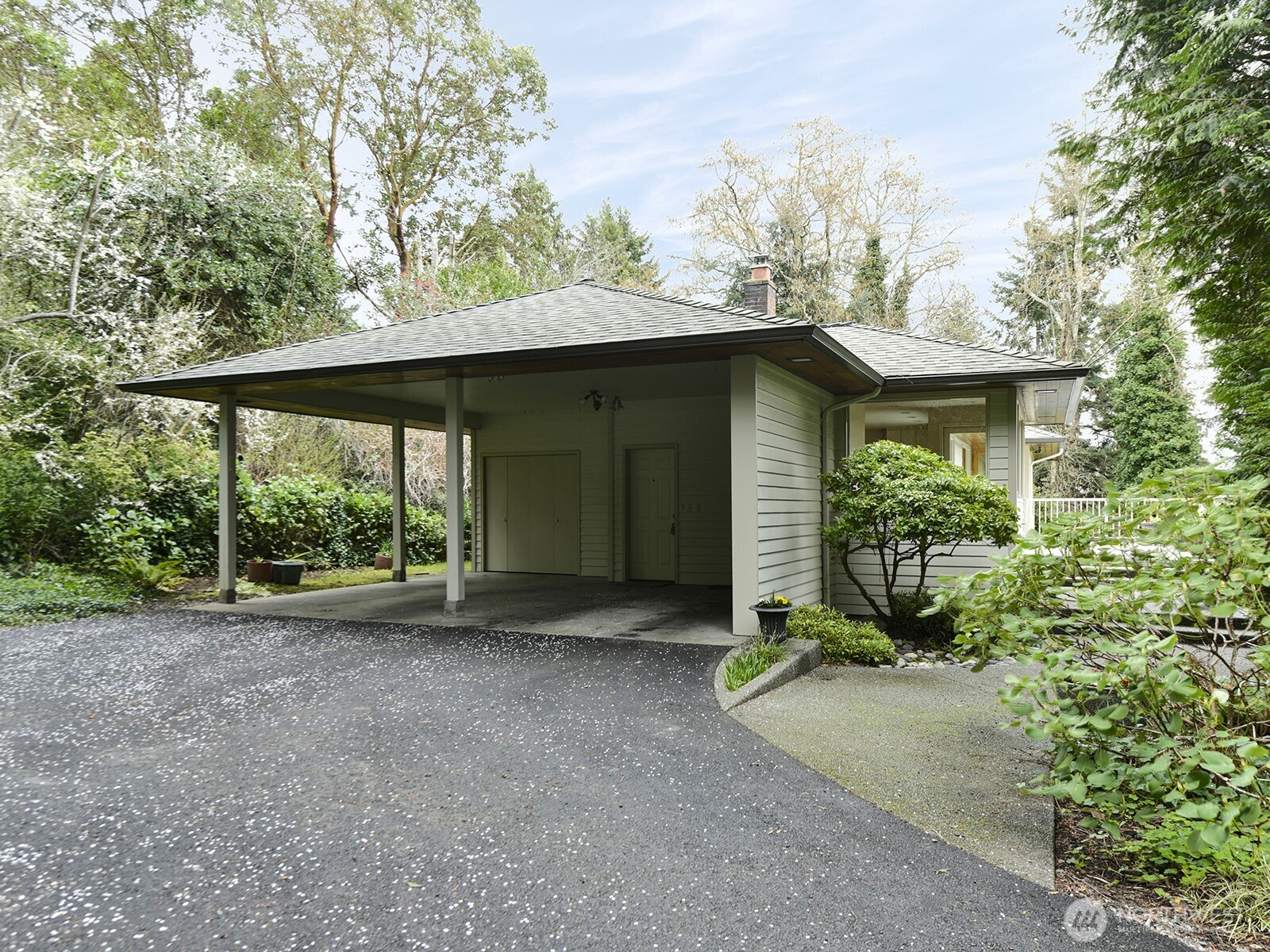 17020 16th Avenue SW Normandy Park WA 98166