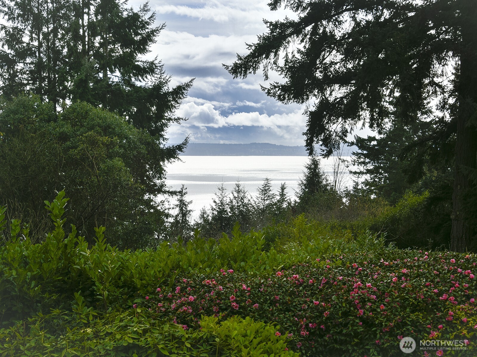 17020 16th Avenue SW Normandy Park WA 98166