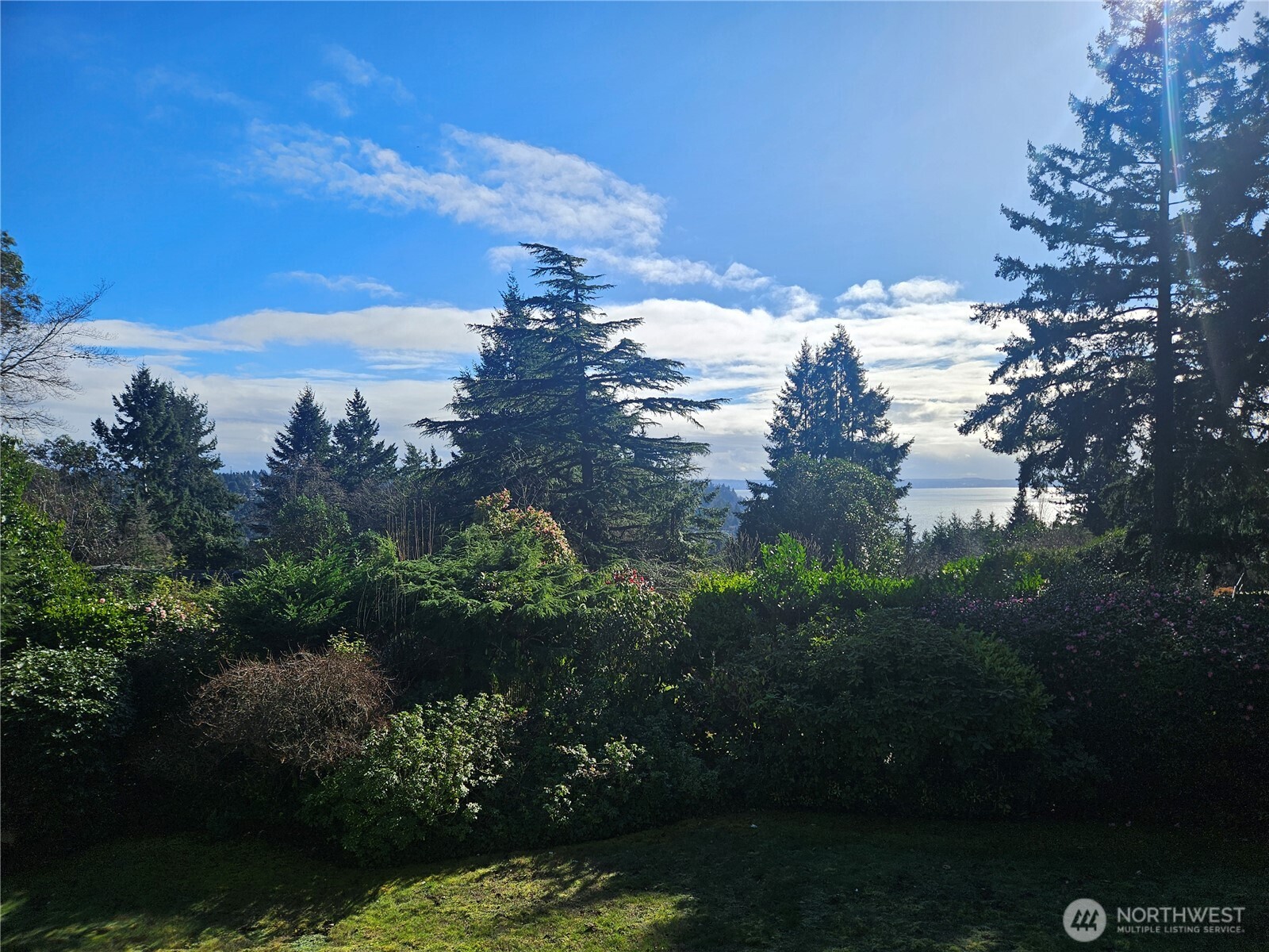 17020 16th Avenue SW Normandy Park WA 98166