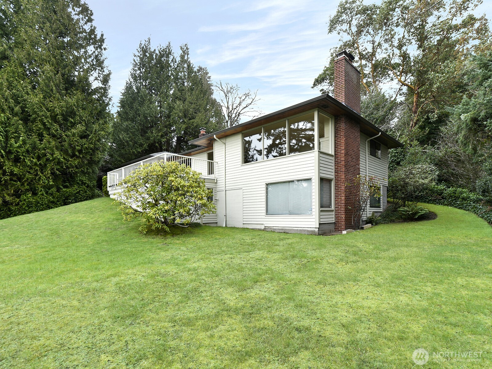 17020 16th Avenue SW Normandy Park WA 98166