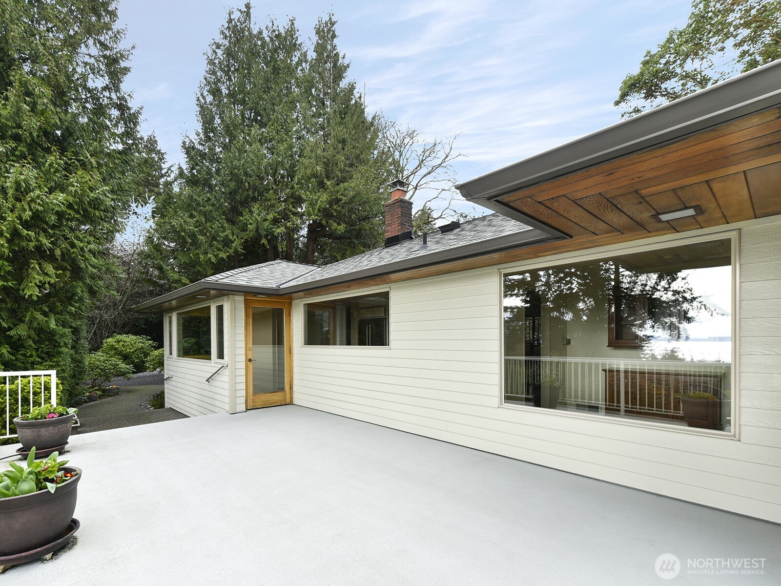 17020 16th Avenue SW Normandy Park WA 98166
