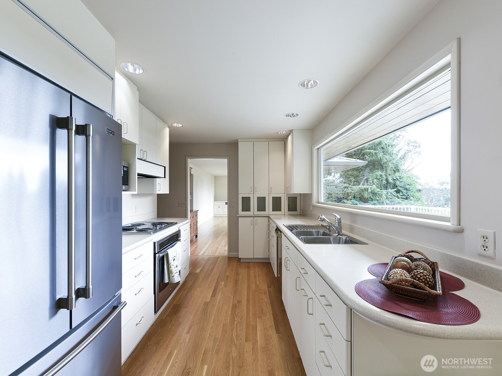 17020 16th Avenue SW Normandy Park WA 98166