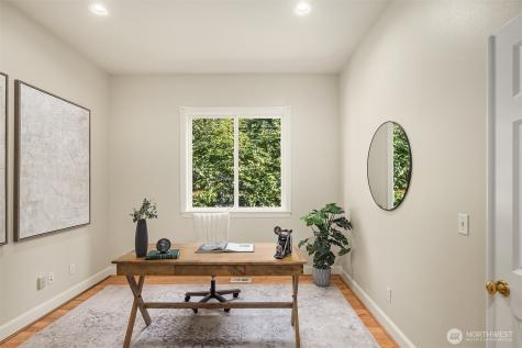 4936 163rd Place SE Bellevue WA 98006