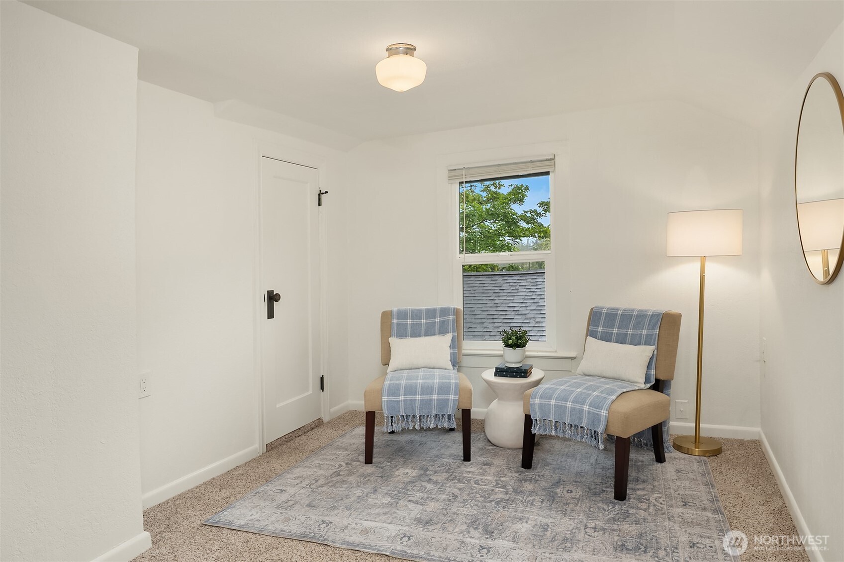 664 32nd Avenue E Seattle WA 98112