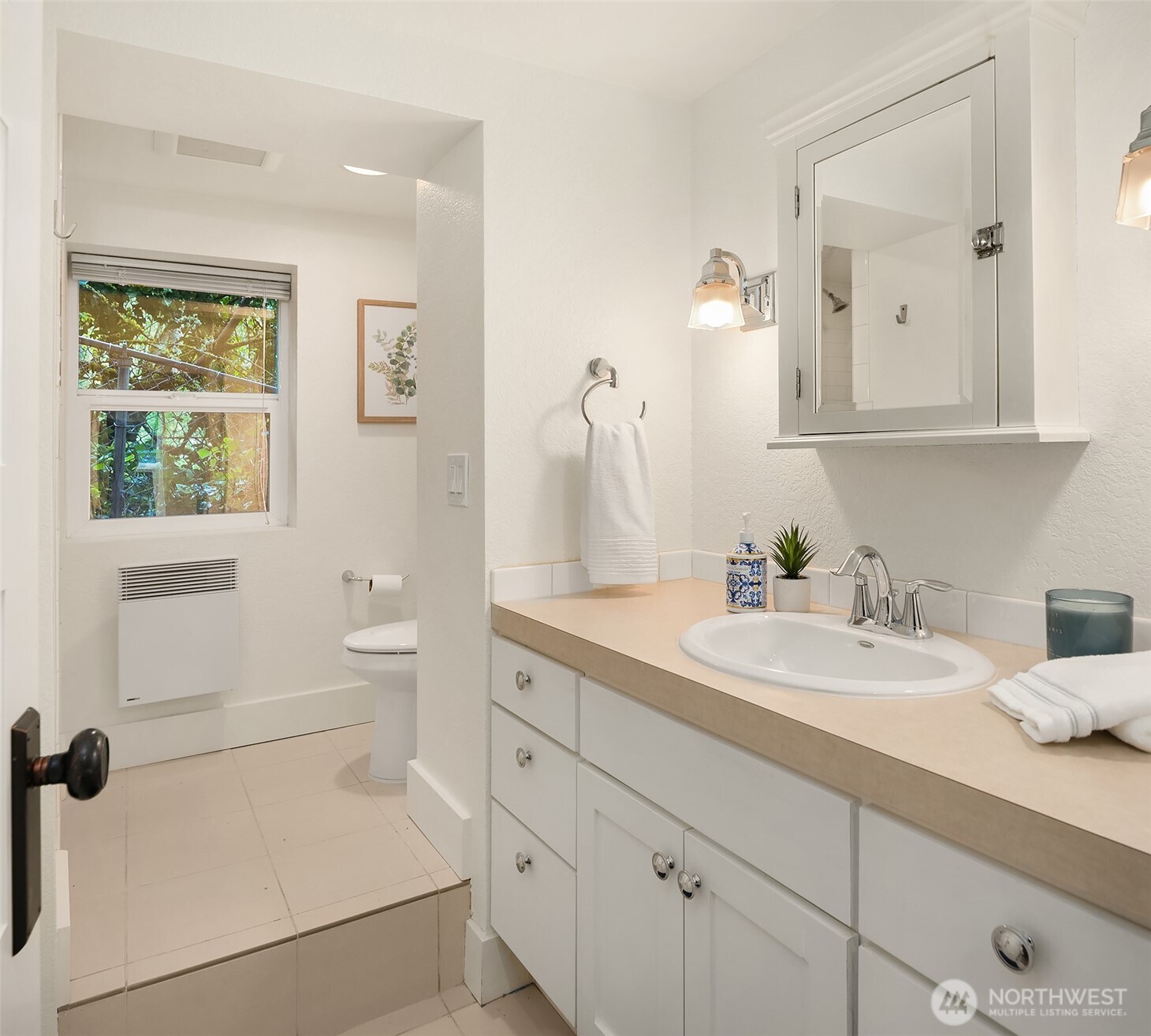 664 32nd Avenue E Seattle WA 98112