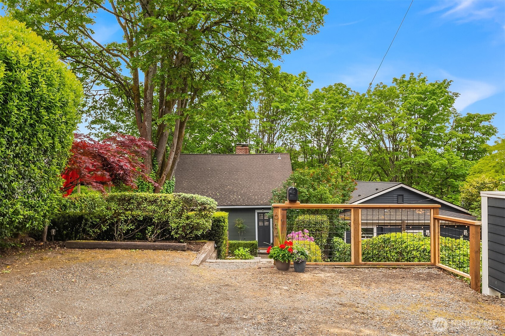 664 32nd Avenue E Seattle WA 98112