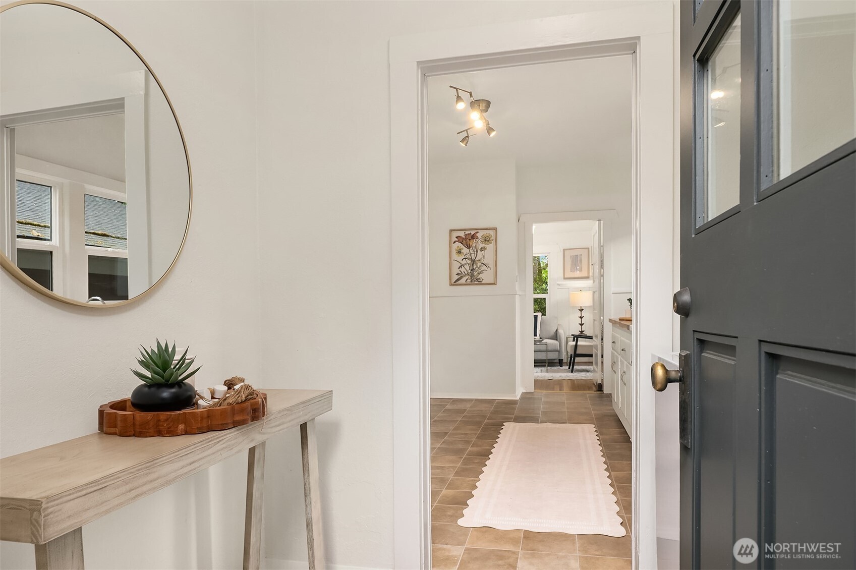 664 32nd Avenue E Seattle WA 98112