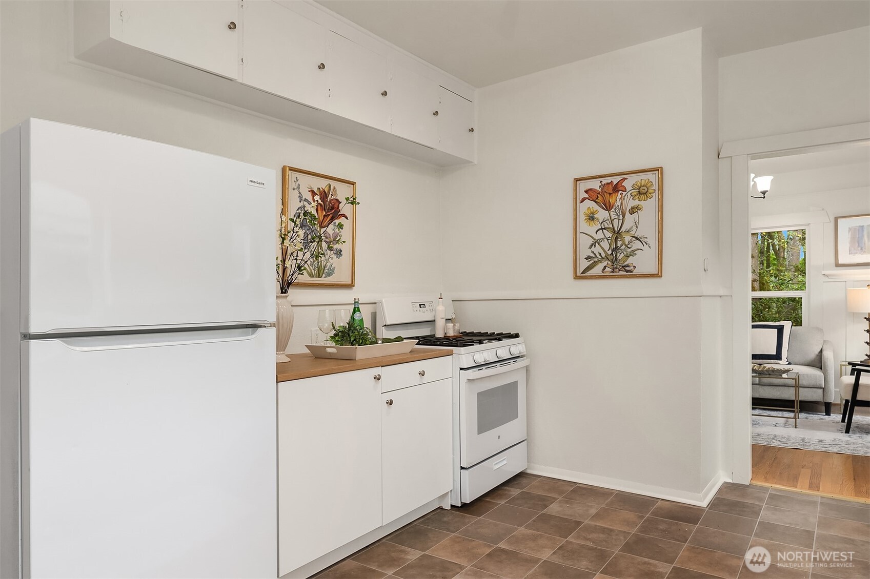 664 32nd Avenue E Seattle WA 98112