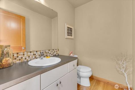 1719 SW Henderson Street Seattle WA 98106