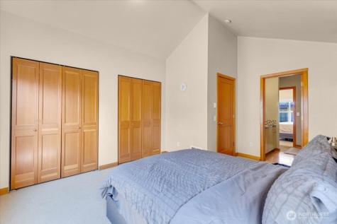 1719 SW Henderson Street Seattle WA 98106