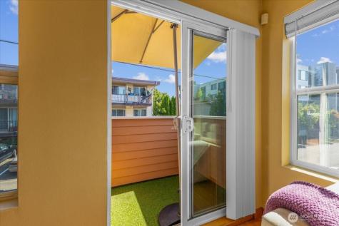 1719 SW Henderson Street Seattle WA 98106