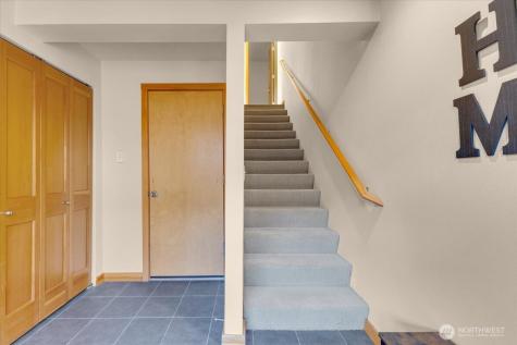 1719 SW Henderson Street Seattle WA 98106