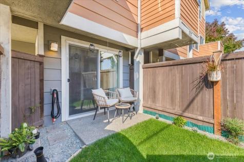 1719 SW Henderson Street Seattle WA 98106